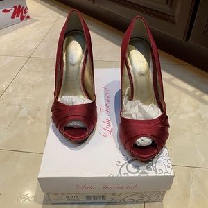 Lulu Townsend 8.5 Crimson Heels